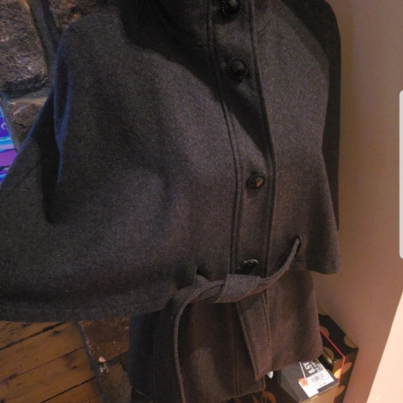 Jacket - Picture 2 of 4